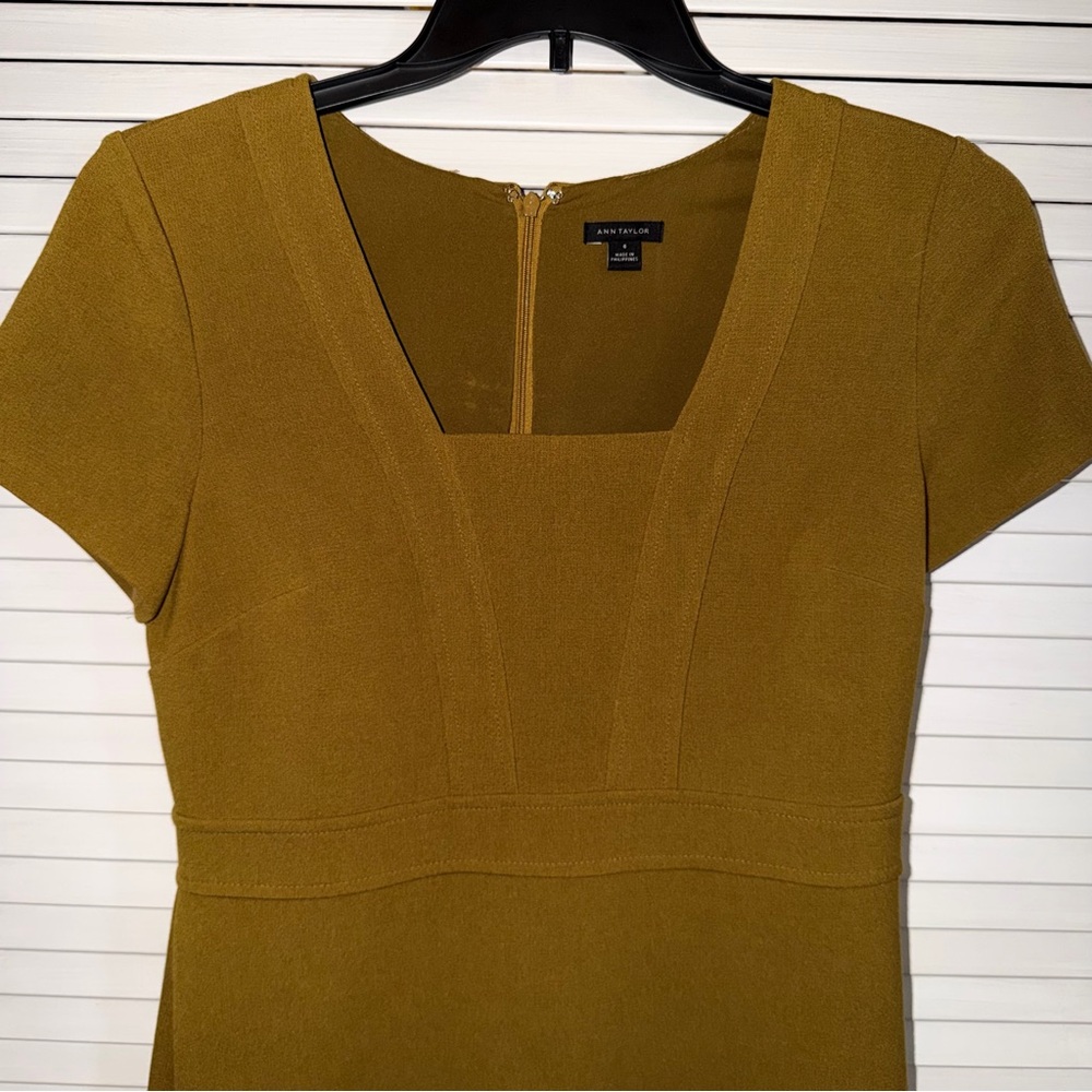 Ann Taylor Women’s Size 6 Olive Dress - Picture 4 of 5